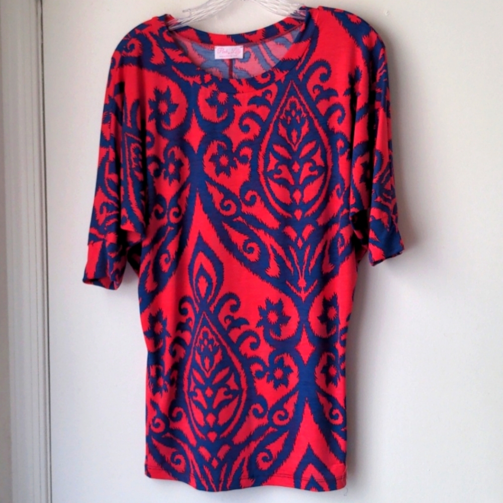 Gorgeous Flowing Pink Lily Shirt